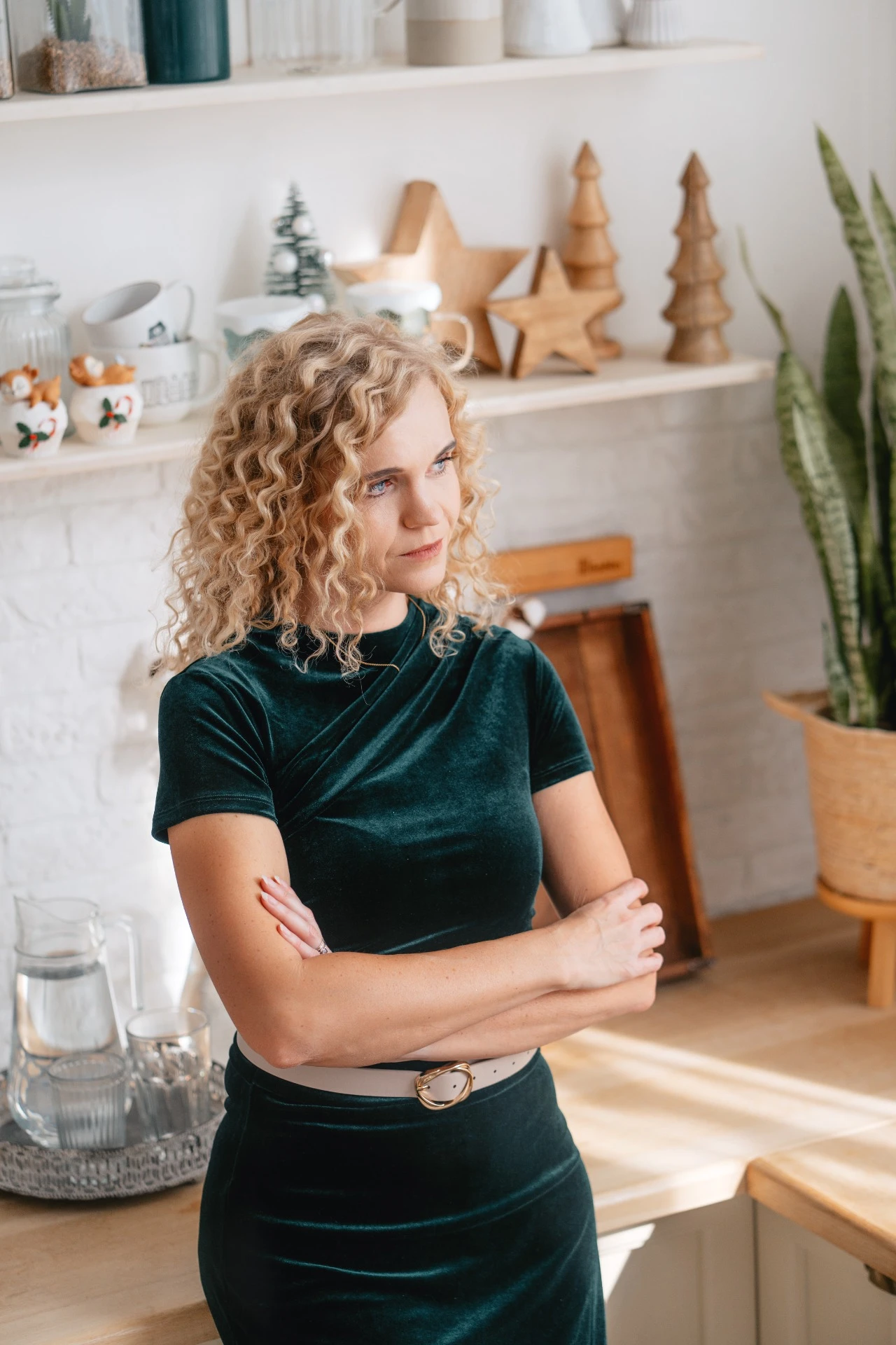 Alena Pošíková: Fotografka pro moderní firemní portrét a business fotografie v Praze.